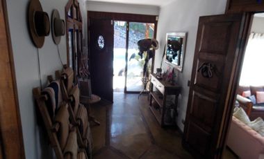 Casa en Venta en La Lomita, Anglo American International School