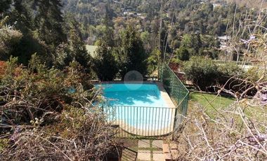 Casa en Venta en La Lomita, Anglo American International School