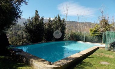 Casa en Venta en La Lomita, Anglo American International School