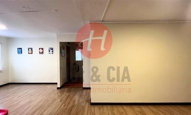 Oficina en Venta en Javiera Carrera