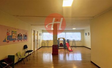 Oficina en Venta en Javiera Carrera