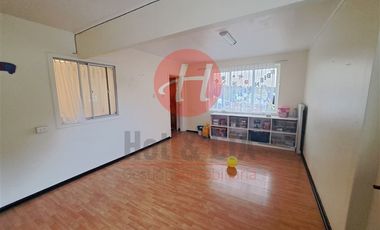 Oficina en Venta en Javiera Carrera