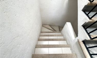 Renta casa sola semi-amueblada; Lomas Trujillo, Emiliano Zapata, Mor.