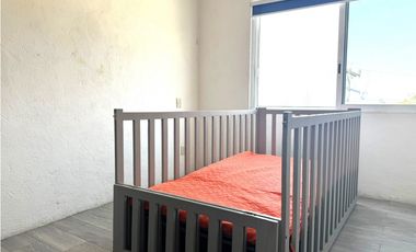 Renta casa sola semi-amueblada; Lomas Trujillo, Emiliano Zapata, Mor.