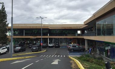 AMPLIO LOCAL COMERCIAL SAN CARLOS DE APOQUINDO