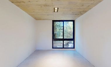 VENTA / Excelente casa estilo moderno sobre calle Leñatero