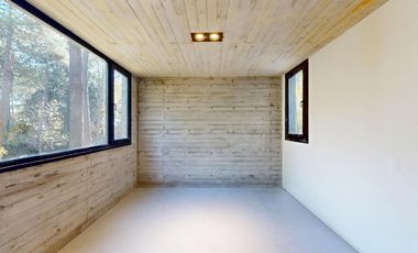 VENTA / Excelente casa estilo moderno sobre calle Leñatero