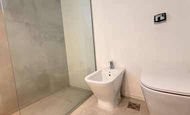 Casa con historia, cine y estilo propio en el corazón de  Lobos!