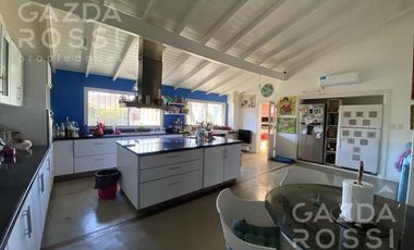 Casa - Adrogue
