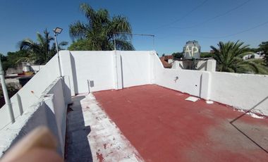 MUNRO PH A LA VENTA TRES AMBIENTES PRIMER PISO POR ESCALERA