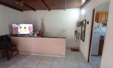 MUNRO PH A LA VENTA TRES AMBIENTES PRIMER PISO POR ESCALERA