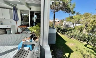 Cod 102 CATEGORIA / ALQUILER Y VENTA - Sobre línea del mar