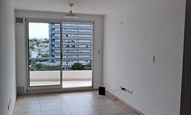 Departamento en Alquiler sobre calle Pueyrredon