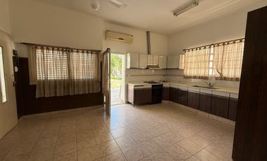 Casa en alquiler Moron