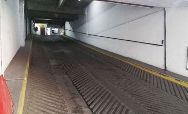 Cochera ideal para inversión en Galería Independencia