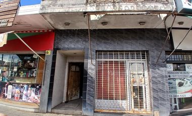3/4  locales en bloque en San Miguel