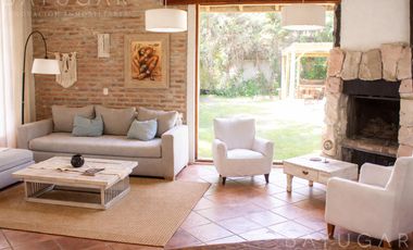 Alquiler Temporal - Casa Quinta en Barrio Comarcas Del Sol