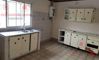 Departamento interno en planta alta