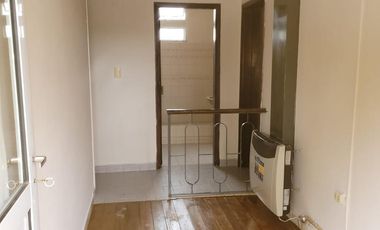 Departamento interno en planta alta