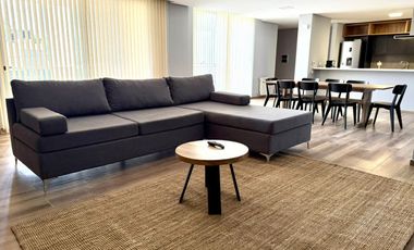 Departamento en alquiler temporario, tres dormitorios, cochera