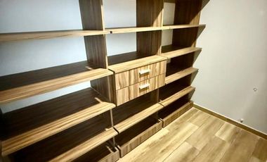 Departamento en alquiler temporario, tres dormitorios, cochera