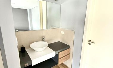 Departamento en alquiler temporario, tres dormitorios, cochera