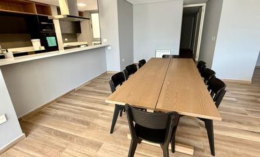 Departamento en alquiler temporario, tres dormitorios, cochera