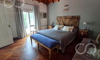 OPORTUNIDAD - Casa en venta en Barrio Bermudas