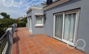 OPORTUNIDAD - Casa en venta en Barrio Bermudas