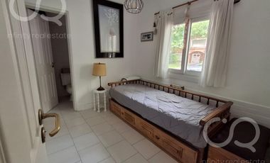 OPORTUNIDAD - Casa en venta en Barrio Bermudas