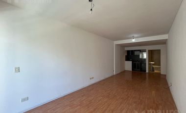 Oficina en venta en Recoleta Monoambiente apto profesional Vigilancia