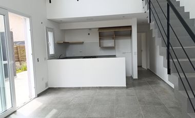 Departamento de 2 ambientes   terraza en Montecarlo, Pinamar