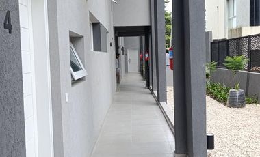 Departamento de 2 ambientes   terraza en Montecarlo, Pinamar