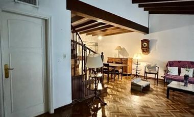 Casa en Punta Chica Ambrosoni 500