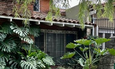 Casa en Punta Chica Ambrosoni 500