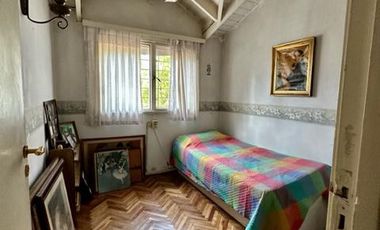 Casa en Punta Chica Ambrosoni 500