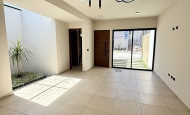 Casa de una planta con diseño moderno y excelente distribución