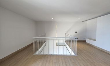 Departamento con terraza privada y 2 estacionamientos en excelente precio