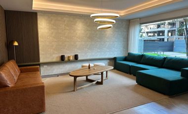 Departamento en  venta, dos dormitorios con cochera, Opera Park
