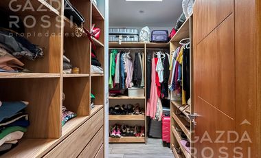 Espectacular casa en Terralagos, sector laguna