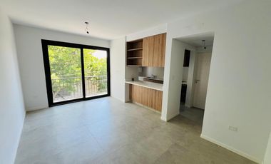 Departamento de 2 ambientes CON DETALLES DE CATEGORÍA en venta, en San Isidro.