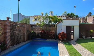 Renta de Casa con Alberca en Cuernavaca