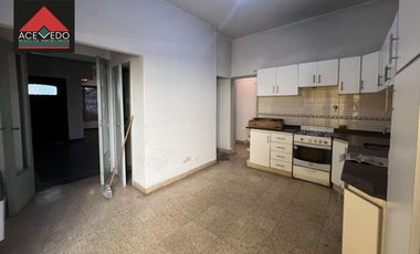 Casa sobre Rodriguez Peña 471
