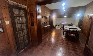 PH 3 ambientes con terraza en Villa Lynch (permuta por departamento 2 amb.)