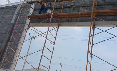 RENTA Bodega a ESTRENAR en av. Cumbres de las Americas, Santa Catarina