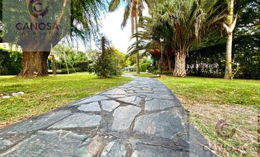 CASA QUINTA EN EL TRÉBOL - EZEIZA