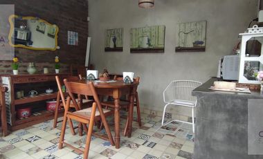 CASA QUINTA EN EL TRÉBOL - EZEIZA
