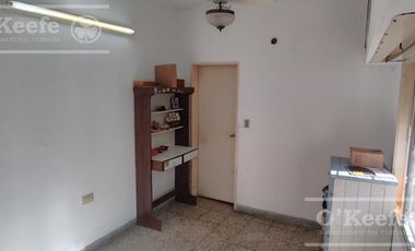 Casa en venta 3 ambientes con patio - Quilmes, Apta crédito