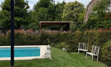 CASA 4 AMBIENTES EN VENTA, BARRIO LOS PARAISOS, LOS CARDALES