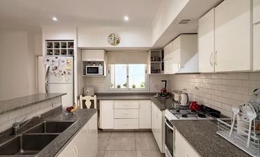 CASA 4 AMBIENTES EN VENTA, BARRIO LOS PARAISOS, LOS CARDALES